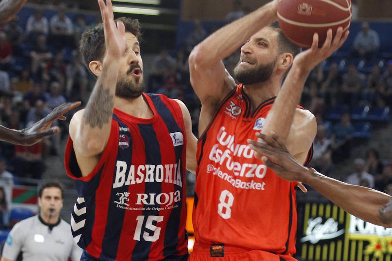 Fotos del Baskonia - Valencia Basket