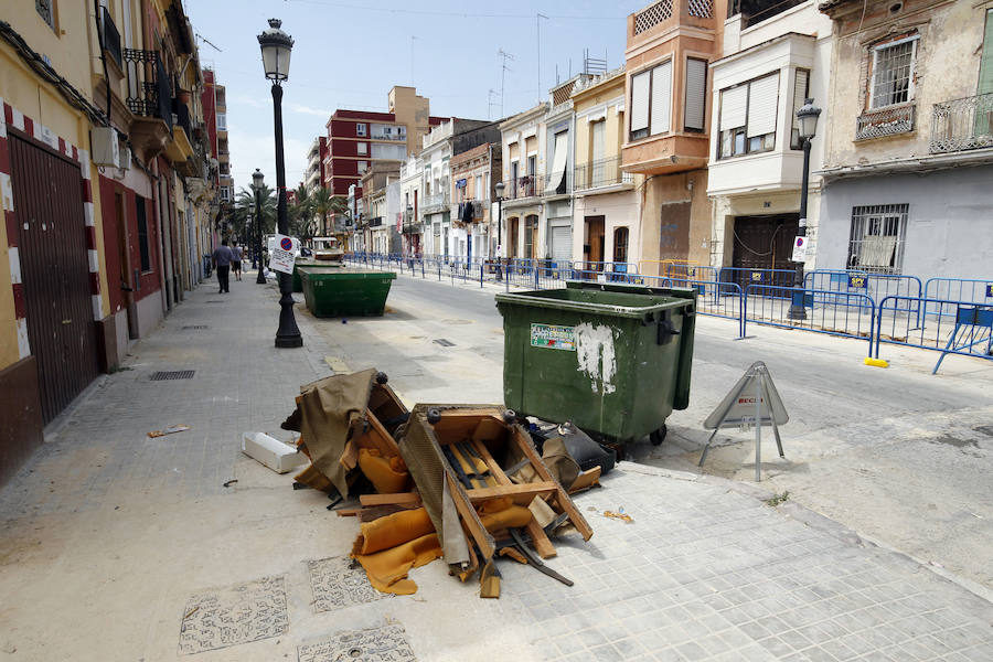 Fotos de chatarrerías ilegales en el Cabanyal de Valencia