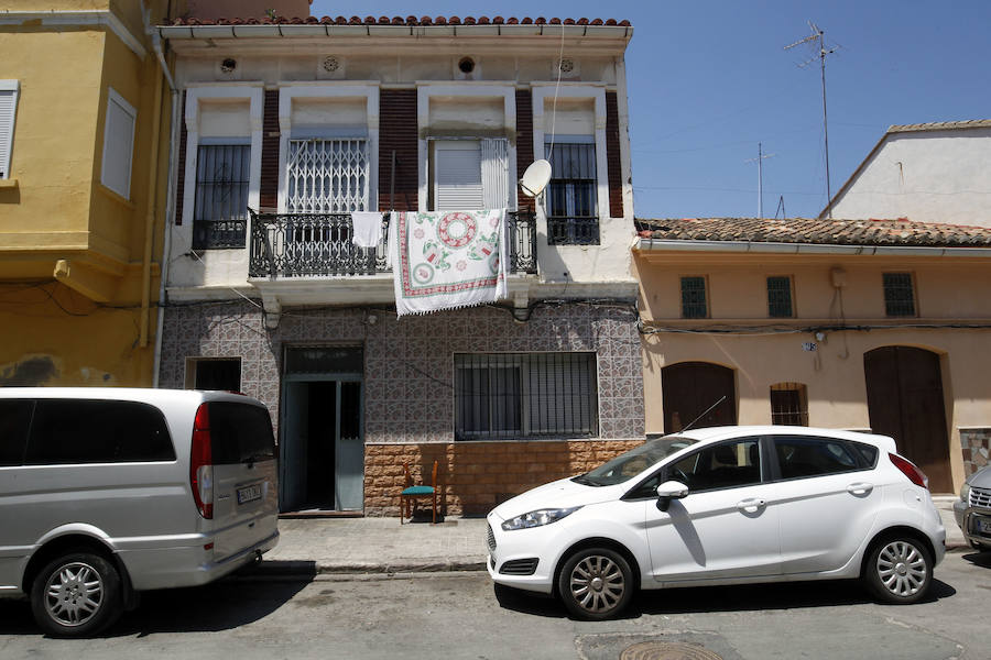 Fotos de chatarrerías ilegales en el Cabanyal de Valencia