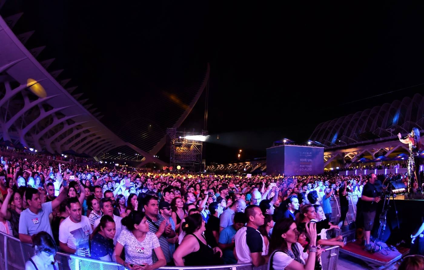 Fotos del festival Love The 90s en la Ciudad de las Artes y las Ciencias