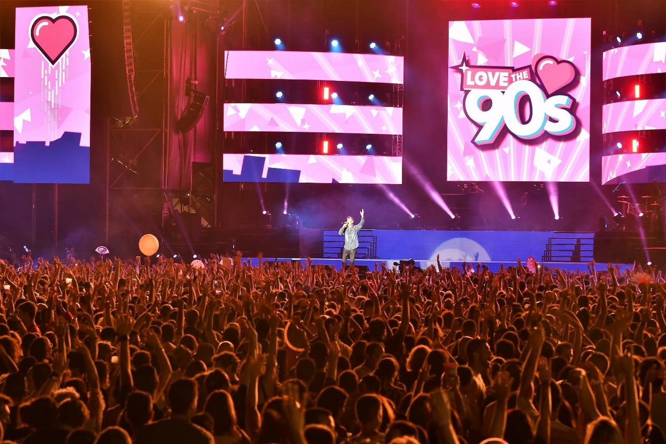 Fotos del festival Love The 90s en la Ciudad de las Artes y las Ciencias