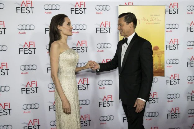 Angelina Jolie congela el divorcio