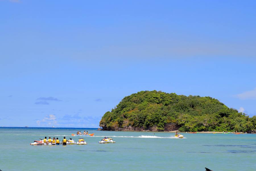 Fotos de la playa Tumon en la isla de Guam