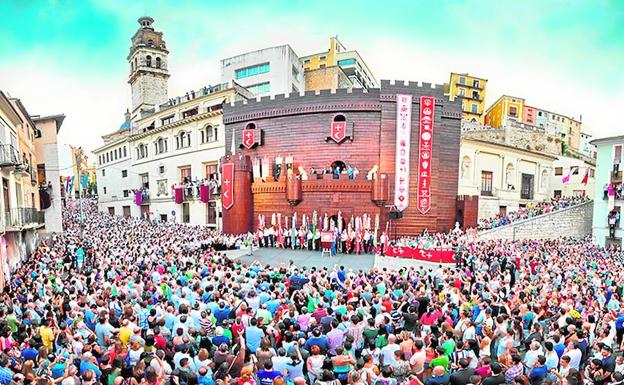 Uno de los actos de las fiestas de Ontinyent-