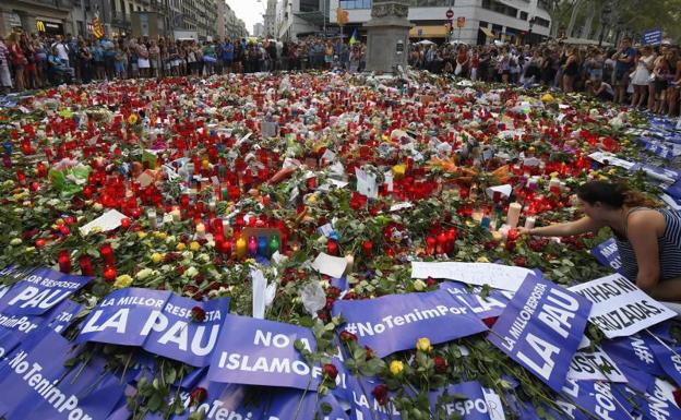 Homenaje a las víctimas del atentado en Barcelona.