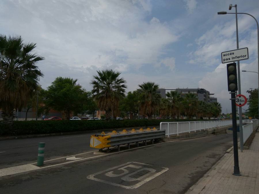 Semáforos averiados y un árbol caído en Valencia ciudad.