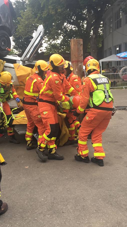 Fotos del equipo del Consorcio Provincial de Bomberos de Valencia durante el Mundial de Excarcelación