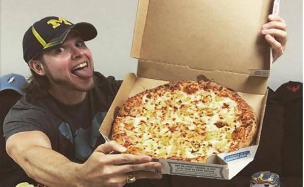 Así ha terminado el reto de un joven de comer una pizza al día durante un año