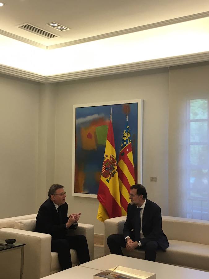 Fotos de la reunión entre Mariano Rajoy y Ximo Puig