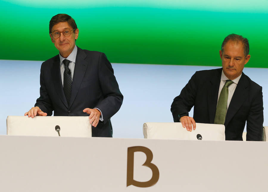 Fotos de la fusión de Bankia con BMN