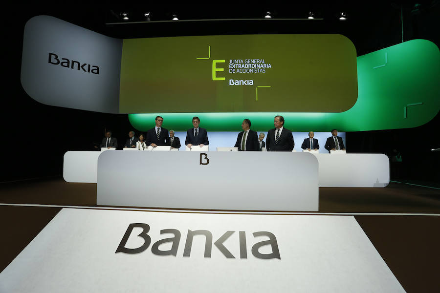 Fotos de la fusión de Bankia con BMN