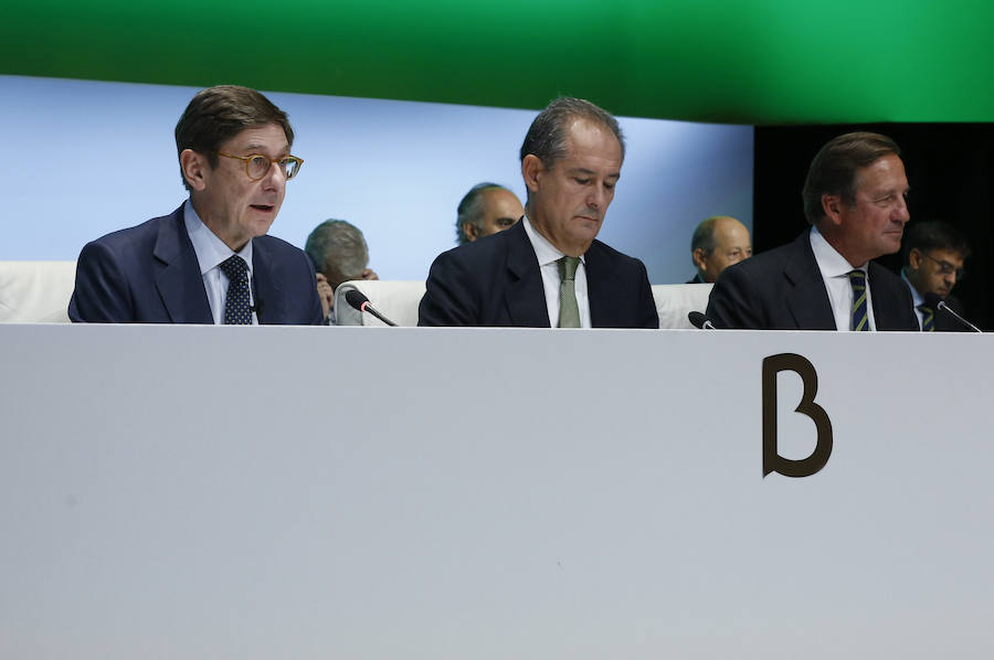 Fotos de la fusión de Bankia con BMN