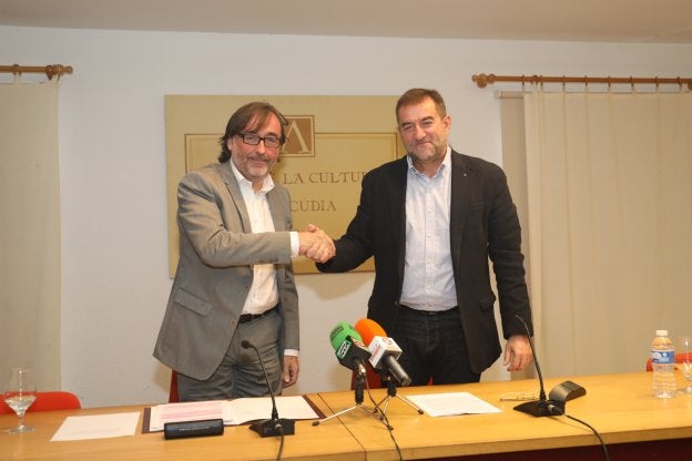 Salom y Montañana firman la paz e inician una nueva etapa entre los municipios. 