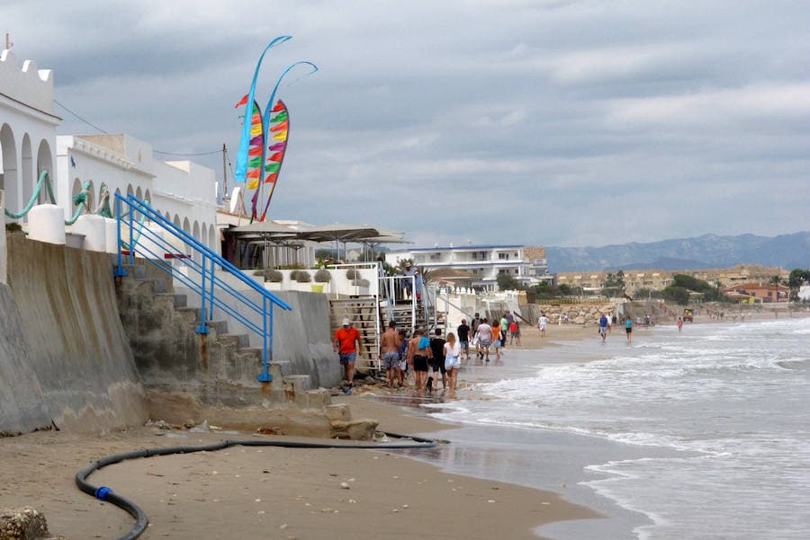 Fotos de la playa de Les Deveses en Dénia