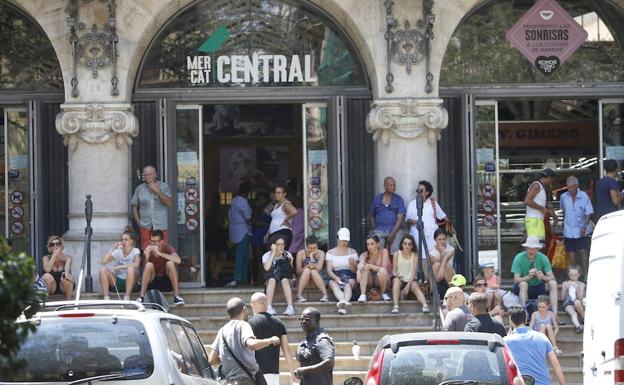 Un turista alemán de 27 años da una paliza a su novia en pleno centro de Valencia