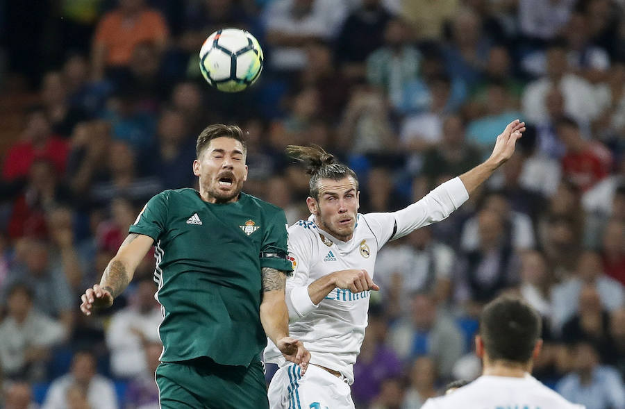 El Santiago Bernabéu acoge el choque correspondiente a la quinta jornada de Liga. 