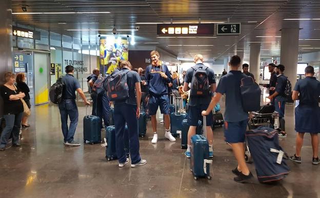 Llegada del Valencia Basket a Las Palmas