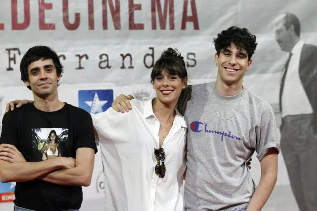 Javi Ambrossi, Belén Cuesta y Javier Calvo en Valencia. 