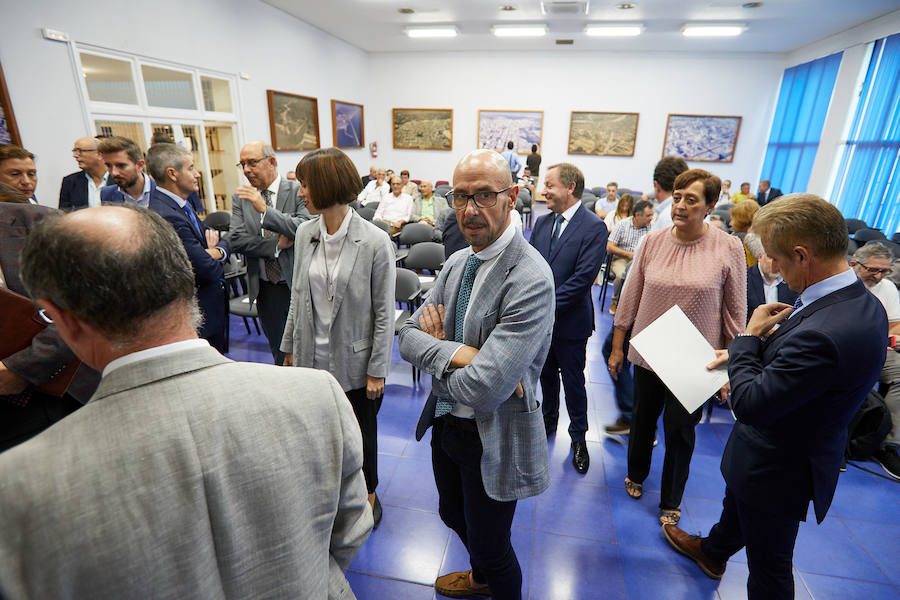 Fotos de la mesa de expertos: encuentros LP-Sabadell celebrada en Gandia