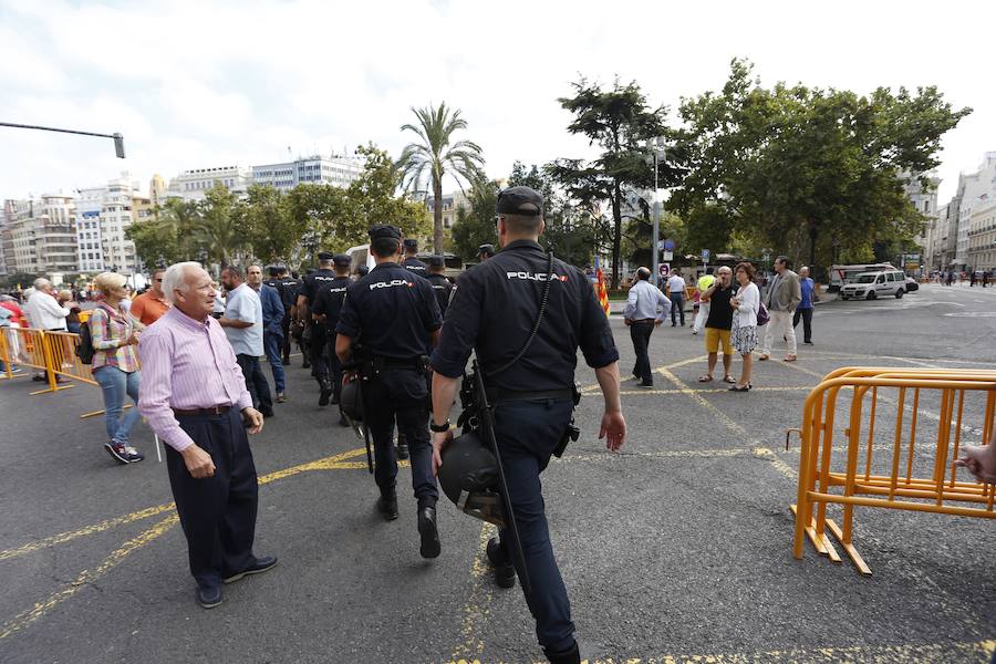 Fotos de la procesión cívica del 9 d&#039;Octubre de 2017