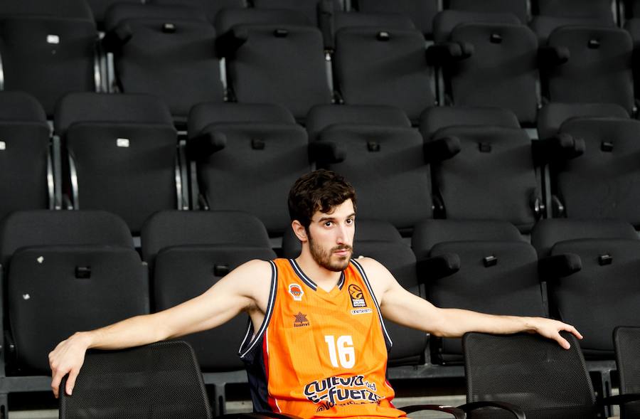 Fotos del Valencia Basket antes de comenzar la J1 de la Euroliga