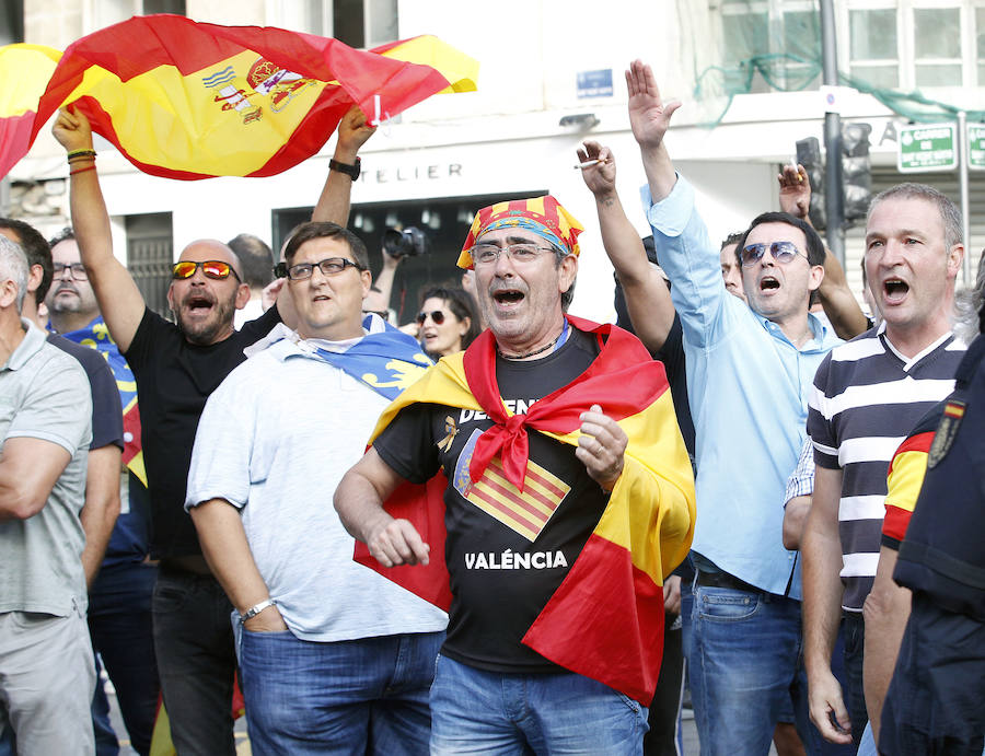 Fotos de las agresiones durante la manifestación del 9 d&#039;Octubre