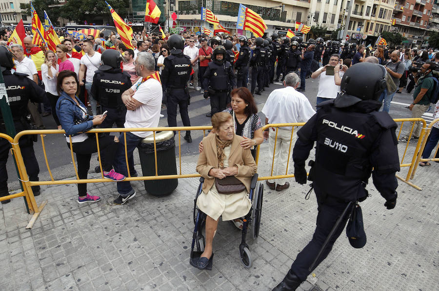 Fotos de las agresiones durante la manifestación del 9 d&#039;Octubre