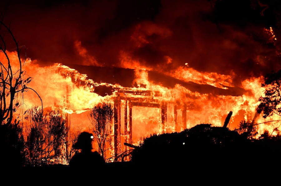 Fotos de la devastación ocurrida en California tras los diferentes incendios que han provocado una pérdida de 46.500 hectáreas.