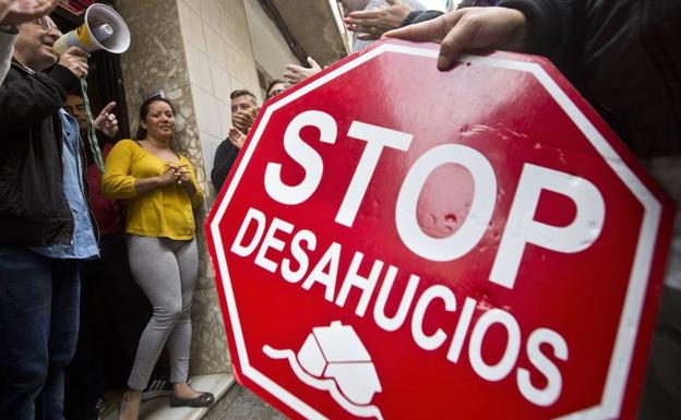 El número de desahucios baja un 21% en el segundo trimestre en la Comunitat