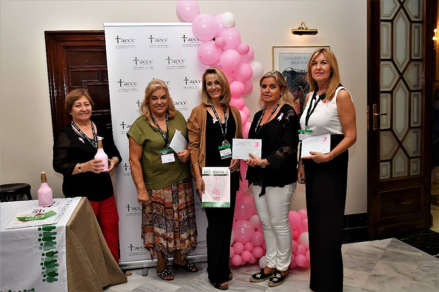 Fotos de la gala contra el cáncer en el Ateneo de Valencia