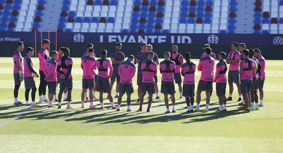 Fotos del entrenamiento del Levante UD (20/10/2017)