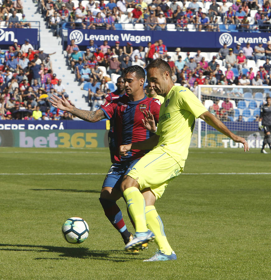 Estas son las imágenes del encuentro entre el Levante UD y el Getafe en el Ciutat de València, correspondiente a la novena jornada de Liga