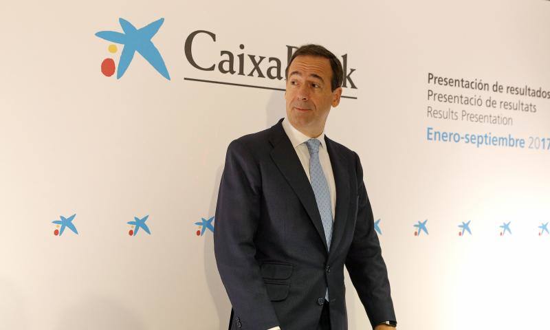 Fotos de la presentación de resultados de Caixabank en Valencia