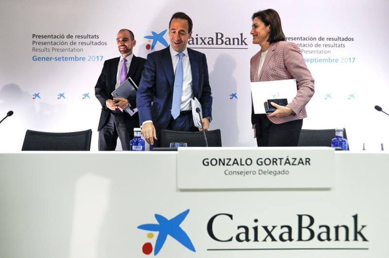 Fotos de la presentación de resultados de Caixabank en Valencia