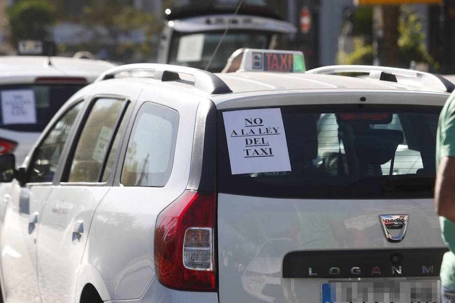 Manifestación de taxistas en Valencia