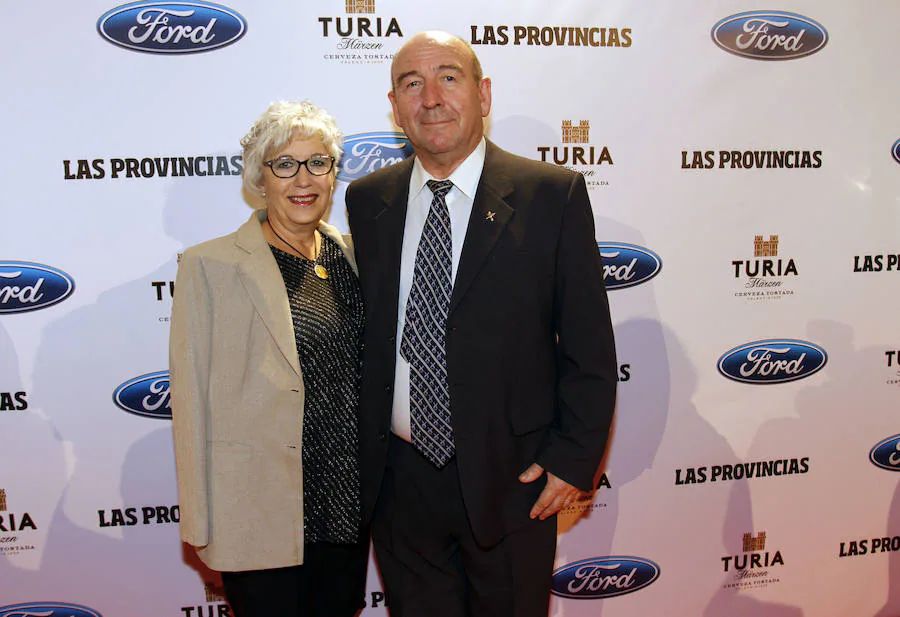 María Luisa Gómez y Manuel Orozco, director de seguridad de DHL.