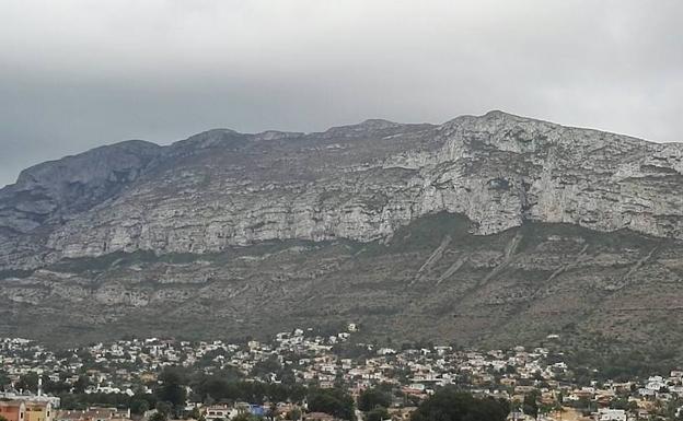 El Montgó, en una foto de archivo.