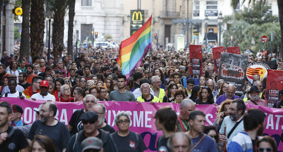 200 entidades convocan una marcha contra las agresiones que se produjeron en la marcha del 9 d'Octubre