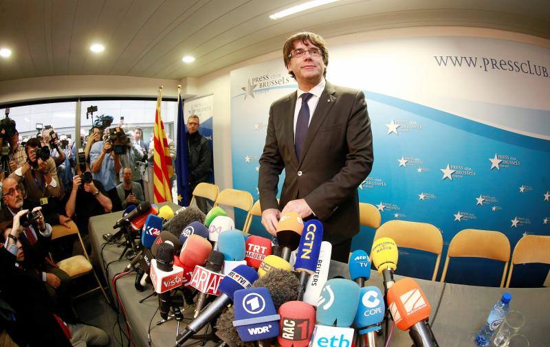 Carles Puigdemont habla desde Bruselas y no aclara si volverá a España para declarar en la Audiencia Nacional.