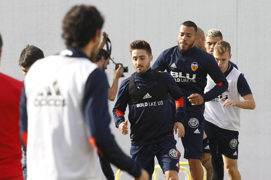 El Valencia CF ya prepara su compromiso ante el Leganés. El equipo de Marcelino quiere seguir imbatido esta temporada y lo intentará hacer el sábado ante un duro rival que solo ha encajado tres goles en Liga