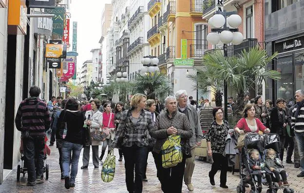 Zona peatonal en la calle Don Juan de Austria. 