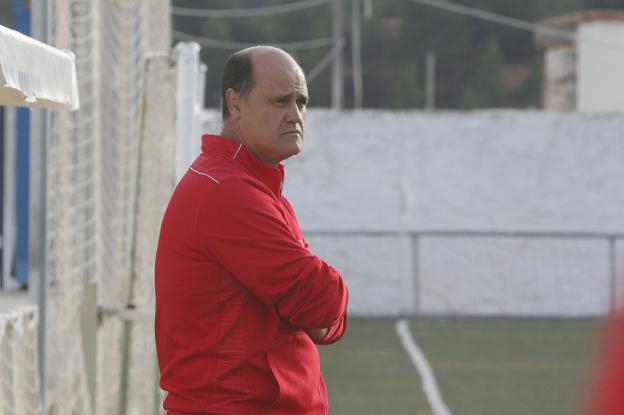 Fernando Gómez, entrenador de la UD Alzira. 