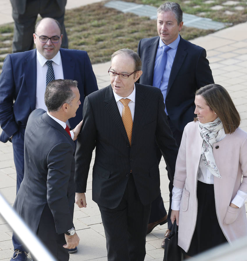 Fotos del Foro LAS PROVINCIAS con el ministro de Fomento, Íñigo de la Serna