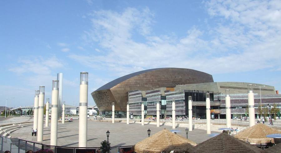 NOMINADO A MEJOR LUGAR DE GRAN BRETAÑA: Plaza Roald Dahl, Cardiff.