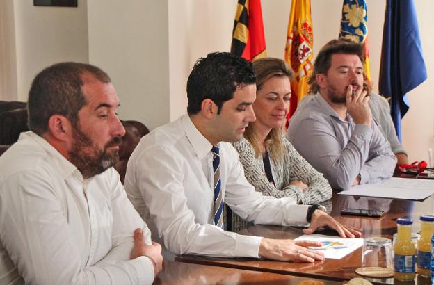 Representantes de Compromís, PSPV y Paterna Sí Puede, en una rueda de prensa la semana pasada. 