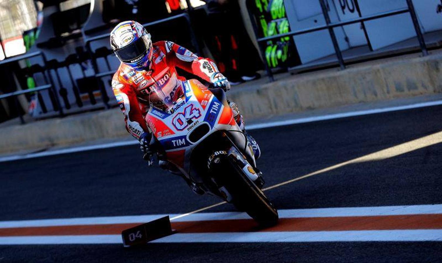 Fotos de los entrenamientos libres del Gran Premio de la Comunitat Valencia en Cheste 