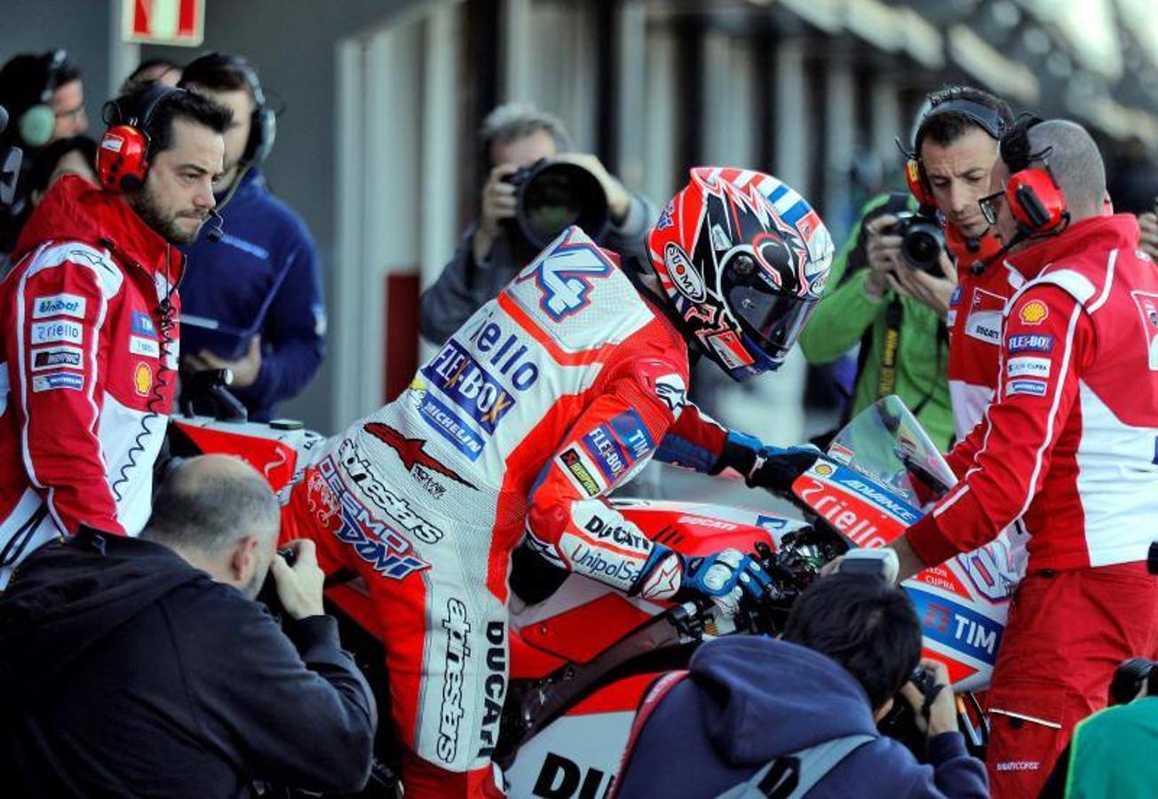 Fotos de los entrenamientos libres del Gran Premio de la Comunitat Valencia en Cheste 