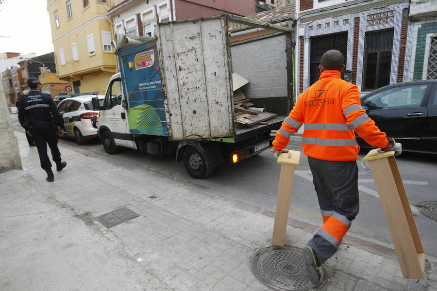 Fotos de la recogida de basura en el Cabanyal