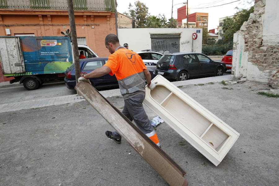 Fotos de la recogida de basura en el Cabanyal