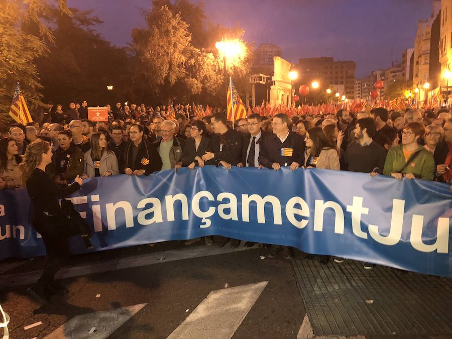 Fotos de la manifestación en Valencia por una financiación justa